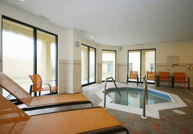 Hotel Courtyard Boston Raynham Exterior foto